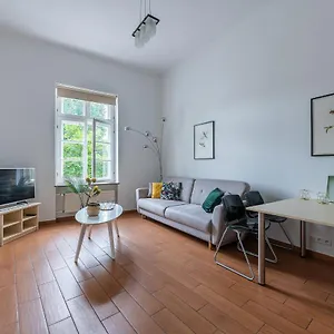 Novis Krakowskie Przedmieście Warszawa